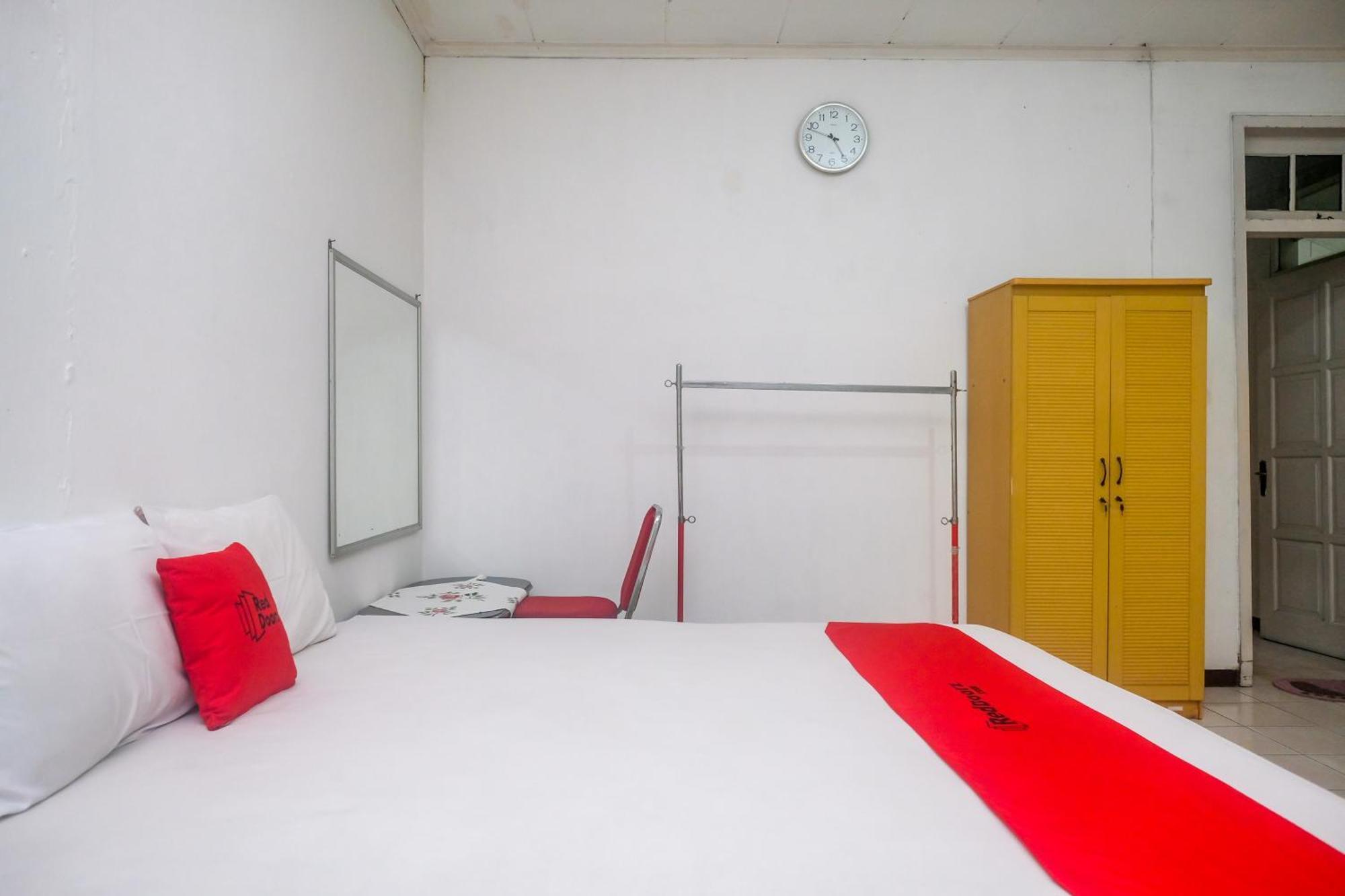 Reddoorz Syariah At Griya Raharja 클라텐 외부 사진