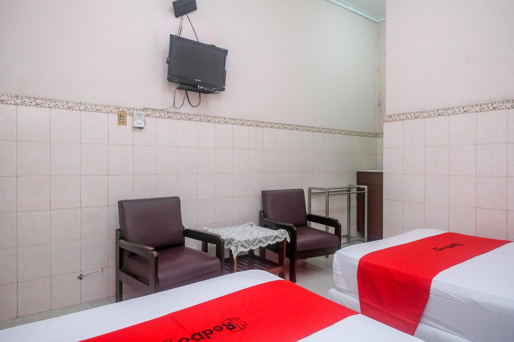 Reddoorz Syariah At Griya Raharja 클라텐 외부 사진