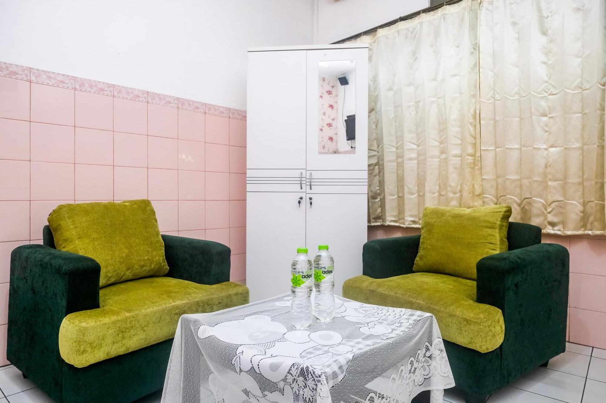 Reddoorz Syariah At Griya Raharja 클라텐 외부 사진