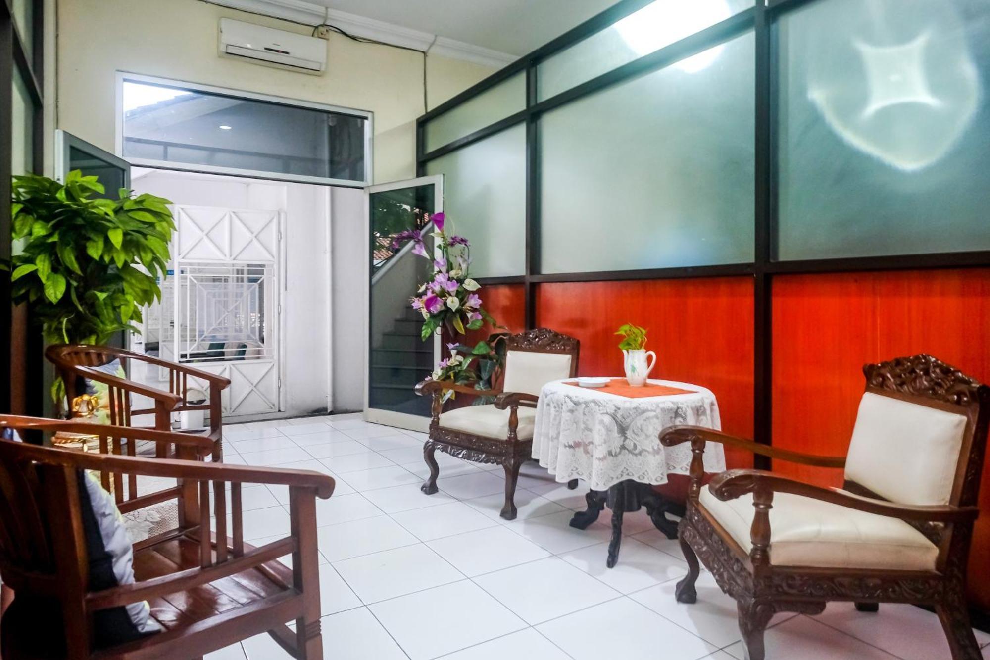 Reddoorz Syariah At Griya Raharja 클라텐 외부 사진