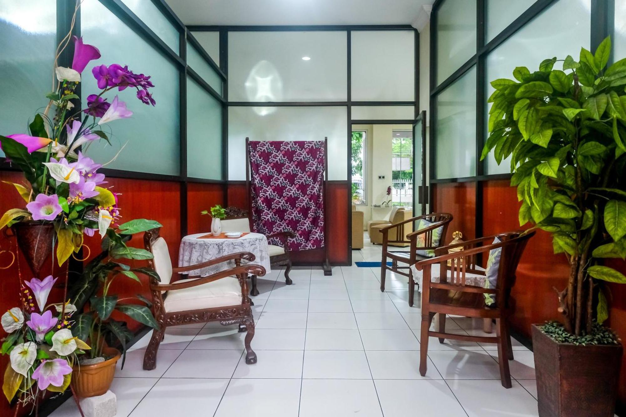 Reddoorz Syariah At Griya Raharja 클라텐 외부 사진